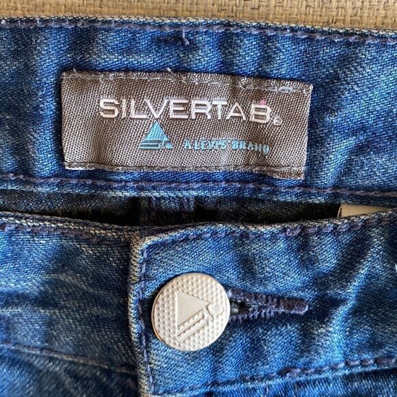 Vintage Levi’s Silvertab Flared Low Rise Bell Bottom Jeans Size 7 Junior - Picture 9 of 11